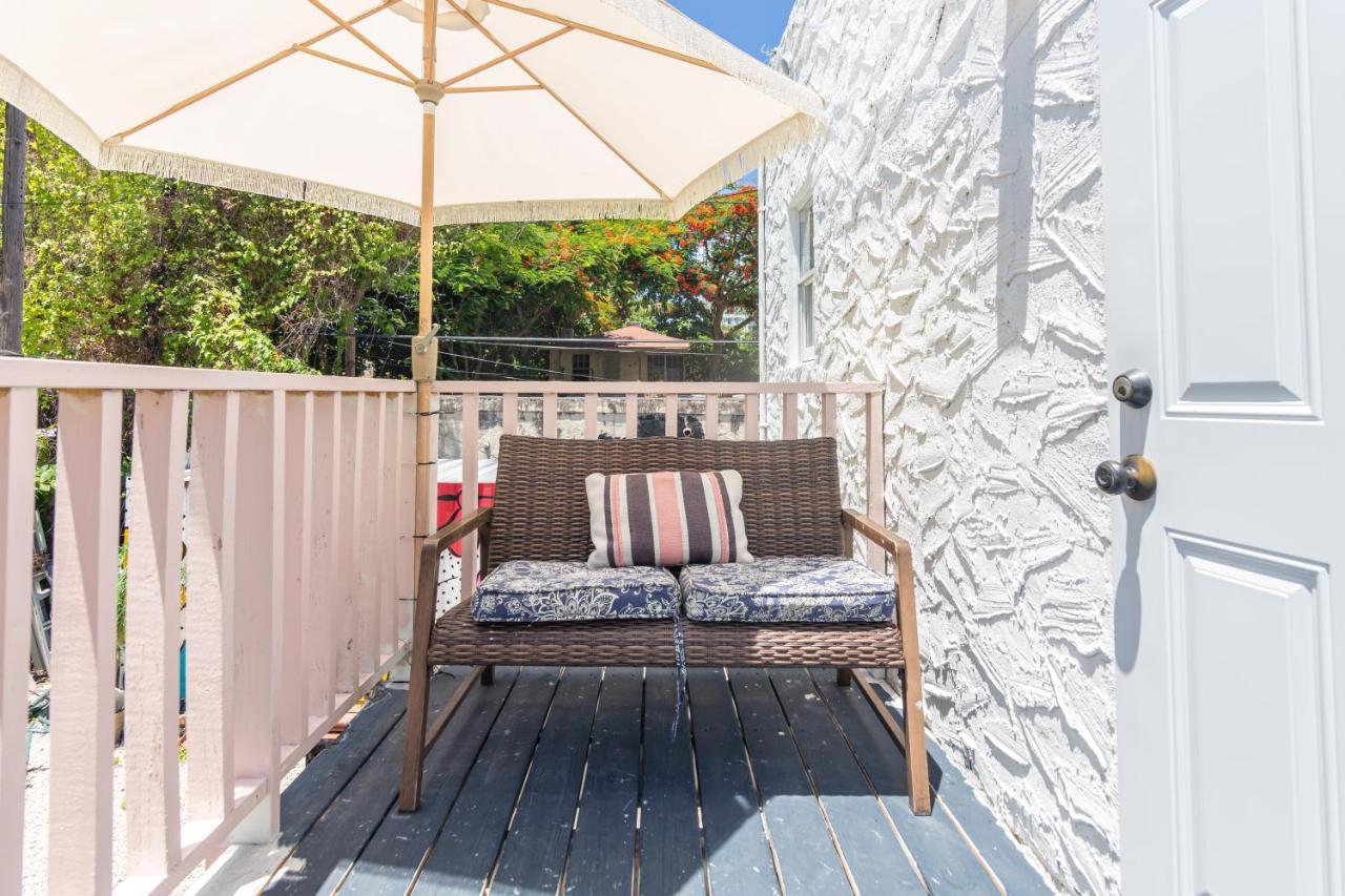 1 Bedroom Apartment With Balcony Miami - Heart Of Downtown Exterior photo